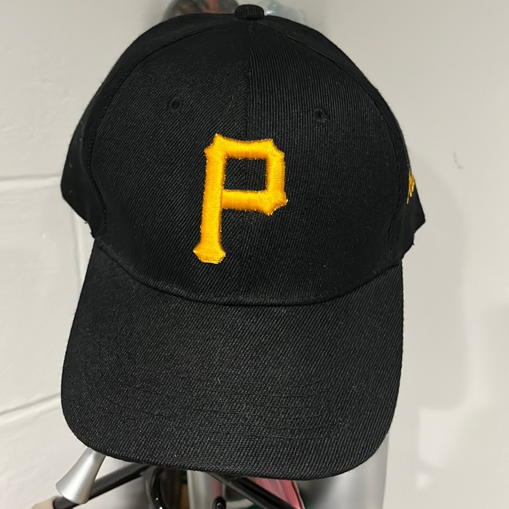 Pittsburgh Pirates hat